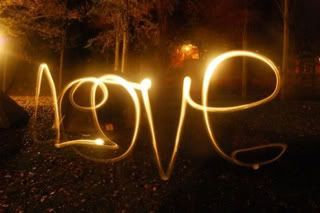 light-graffiti-6.jpg love is in the air image by misa91